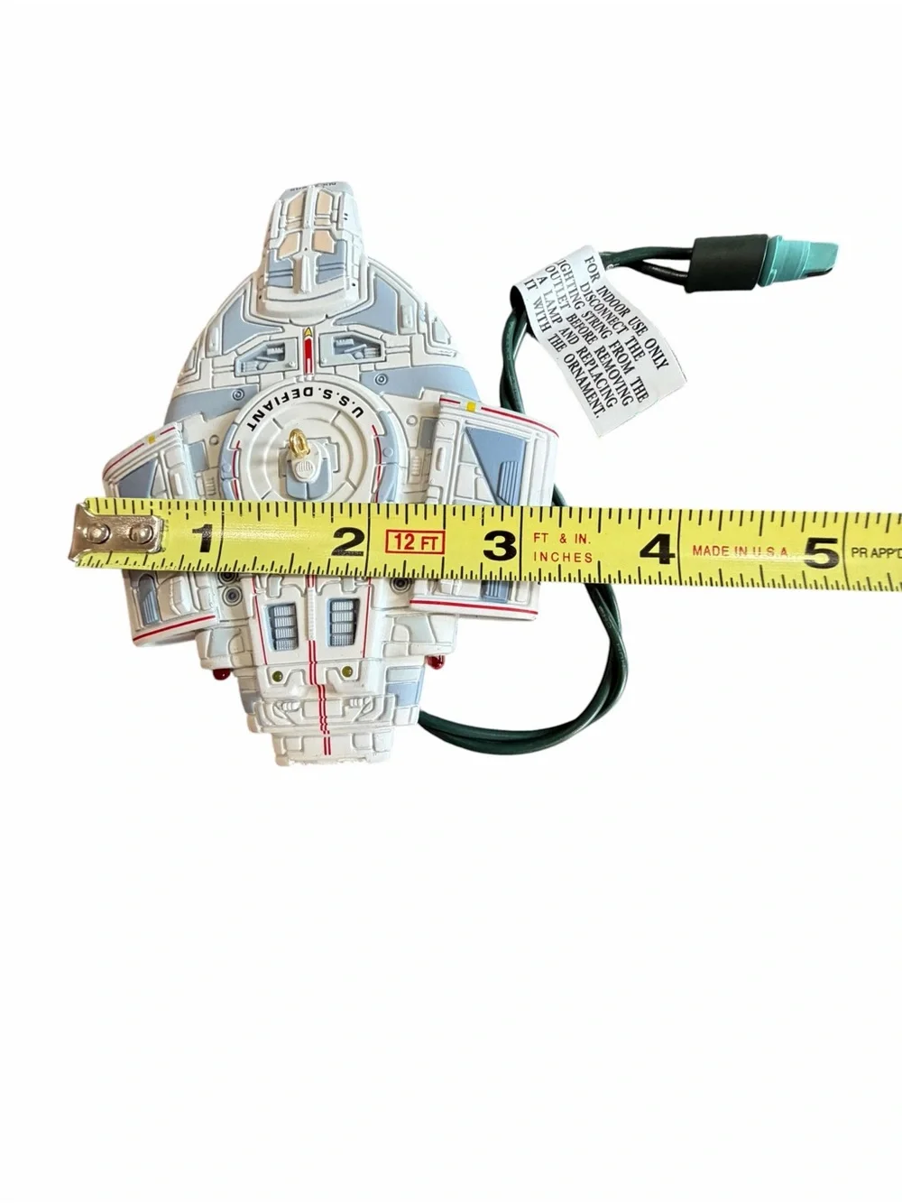 1997 Hallmark Star Trek Deep Space Nine USS Defiant Magic Light Ornament